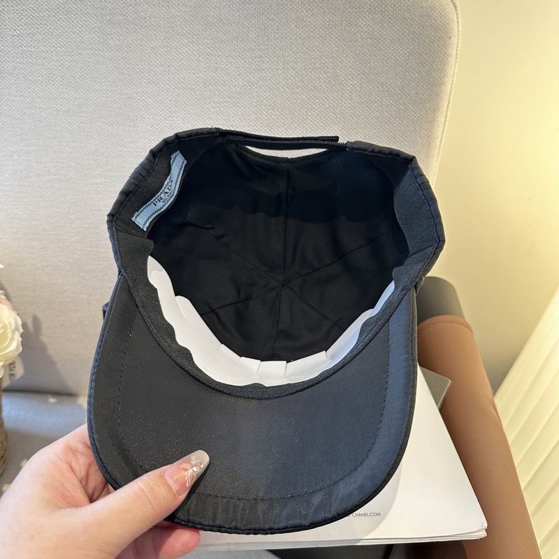 Prada Cap (7052)