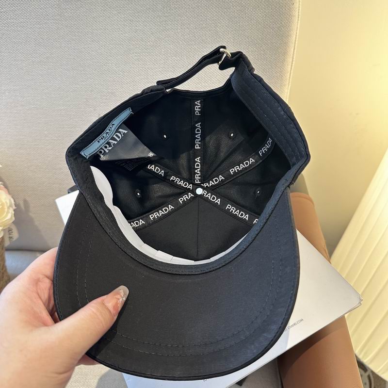 Prada Cap (7146)