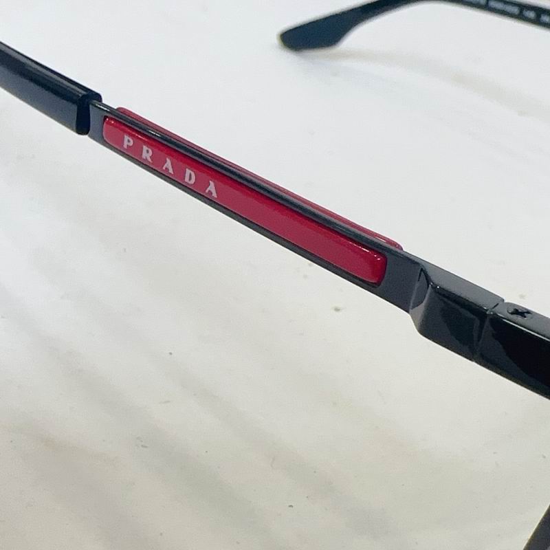 Prada Glasses smr (600)