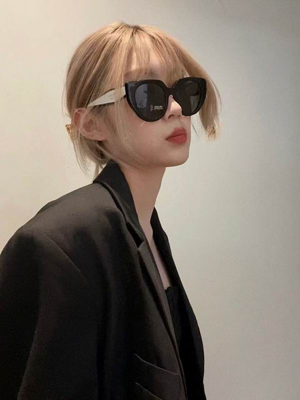 Prada Glasses smr (681)