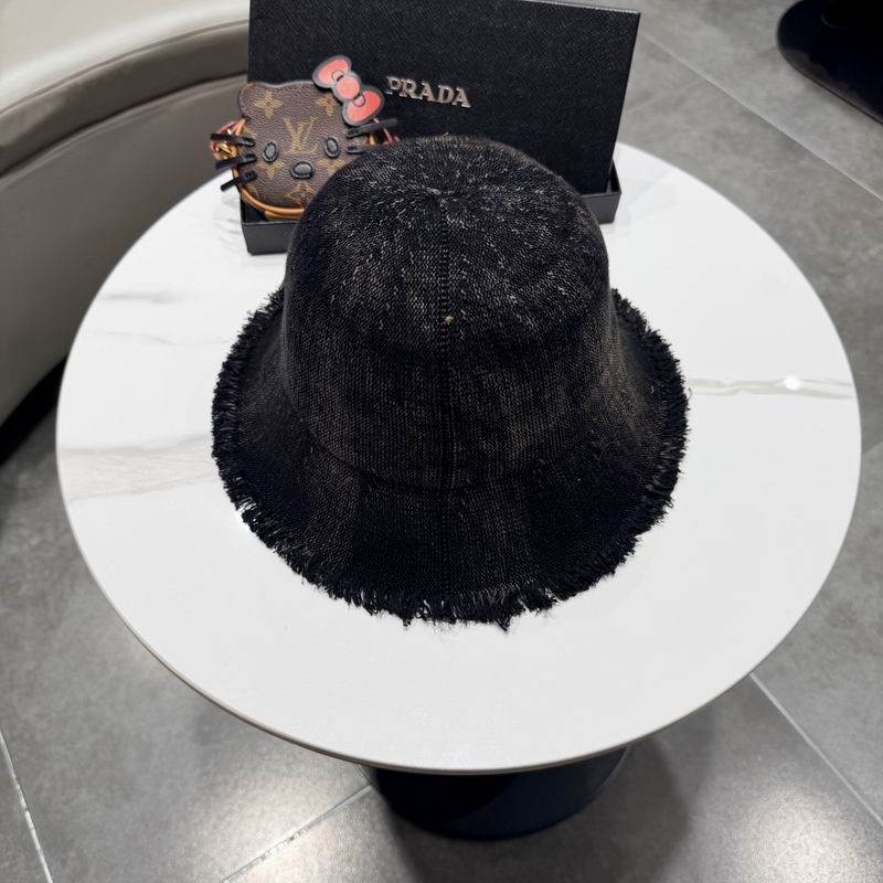 Prada Hat (1542)