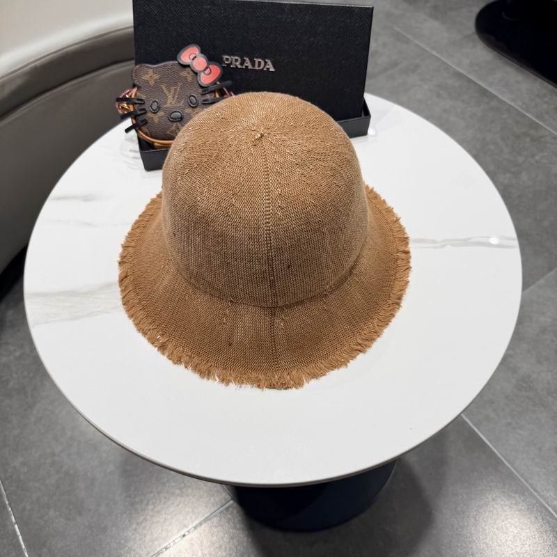 Prada Hat (1552)