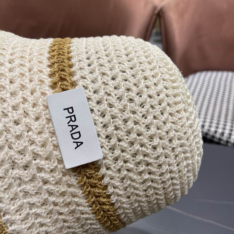 Prada Hat (981)
