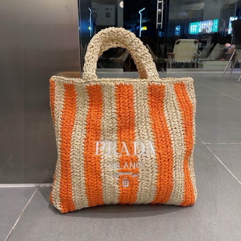 Prada beach bag dx (490)