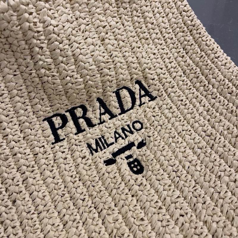 Prada beach bag dx (502)