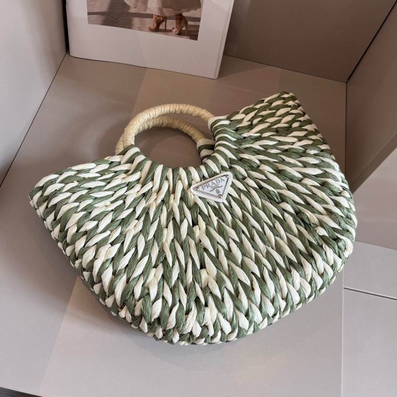 Prada beach bag dx (702)