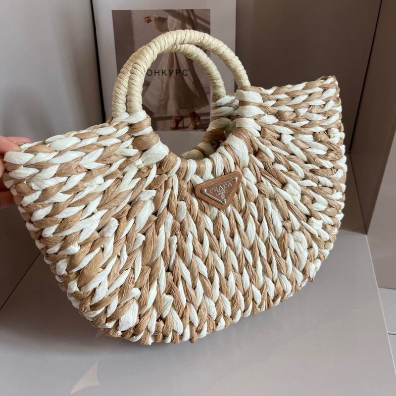 Prada beach bag dx (705)