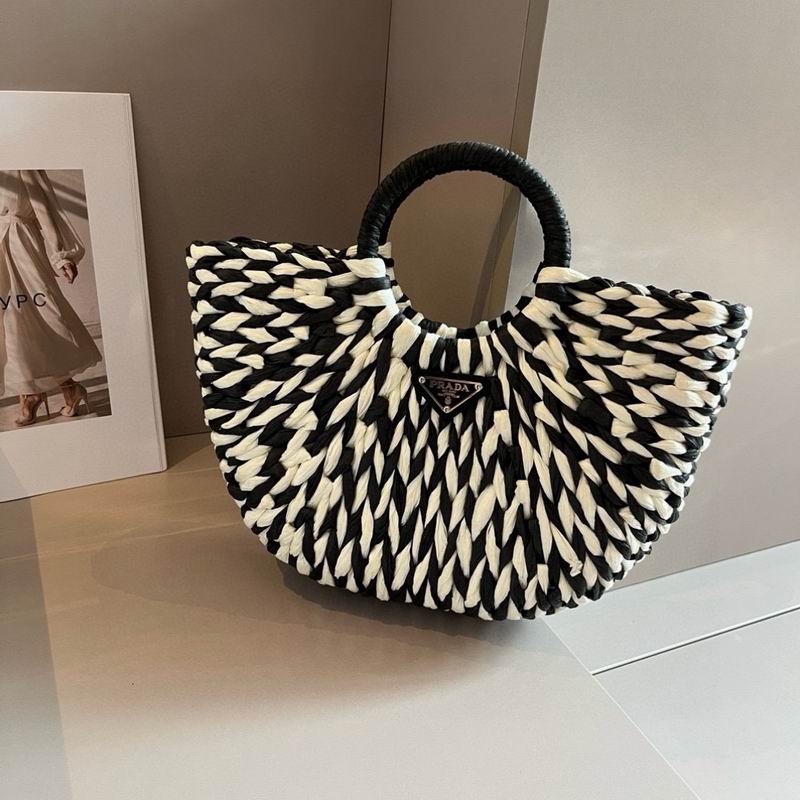 Prada beach bag dx (713)