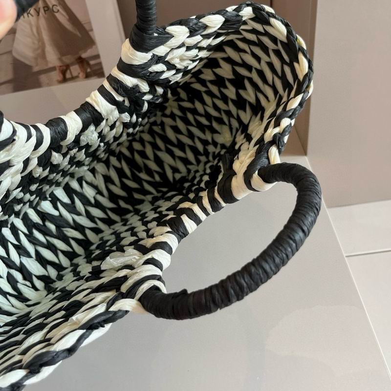 Prada beach bag dx (717)