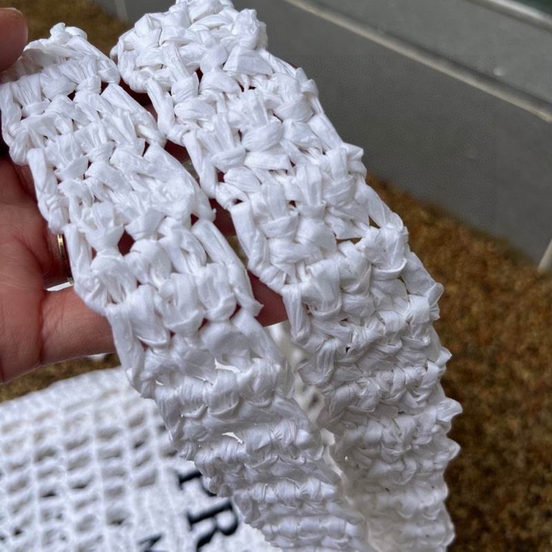 Prada beach bag dx (735)