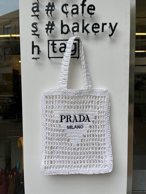 Prada beach bag dx (738)