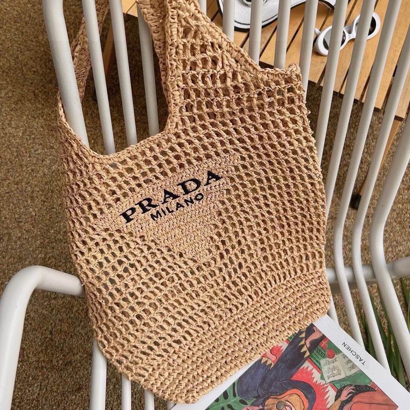 Prada beach bag dx (825)
