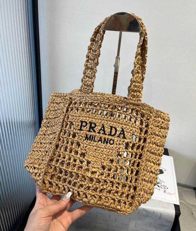 Prada beach bag dx (855)