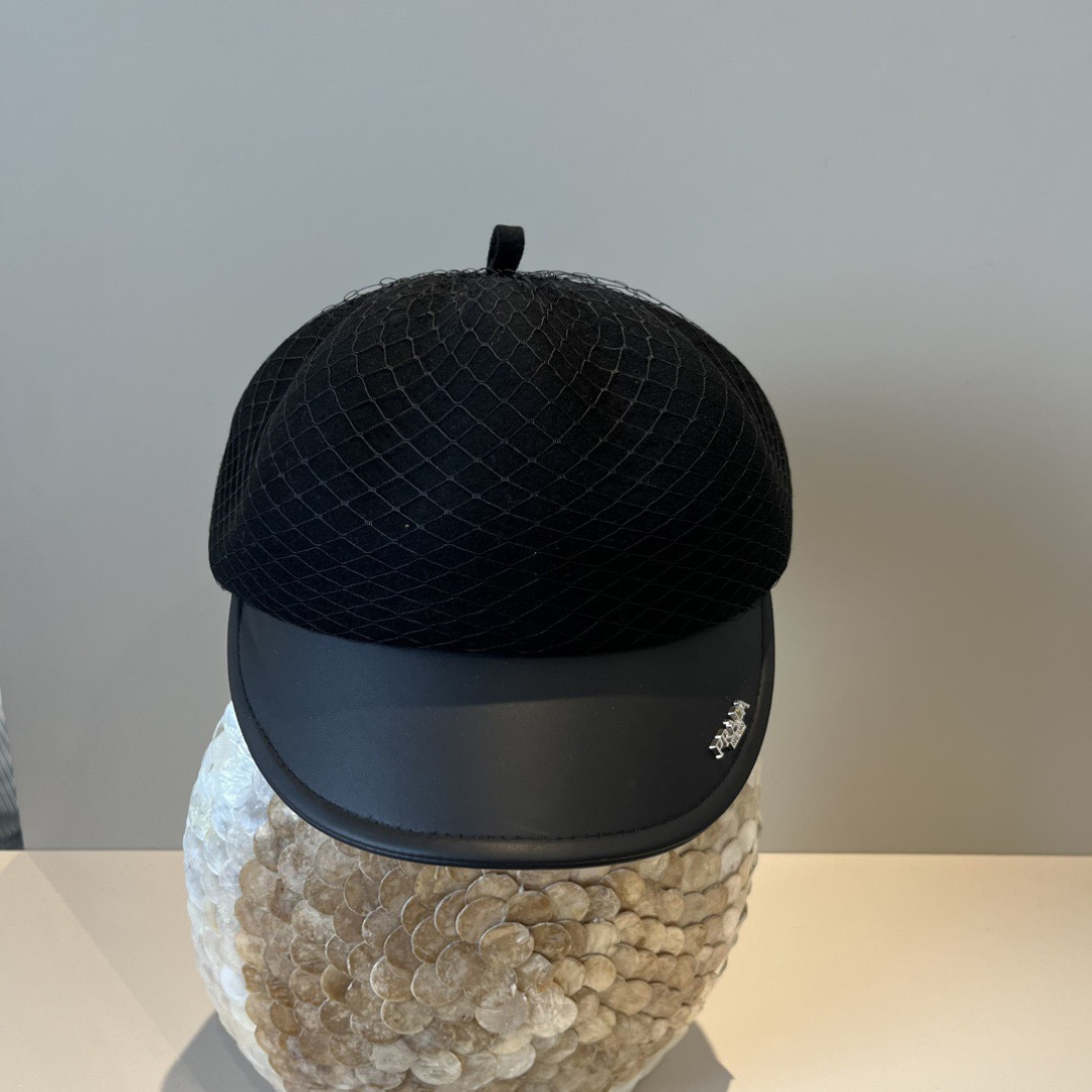 Prada cap (22)
