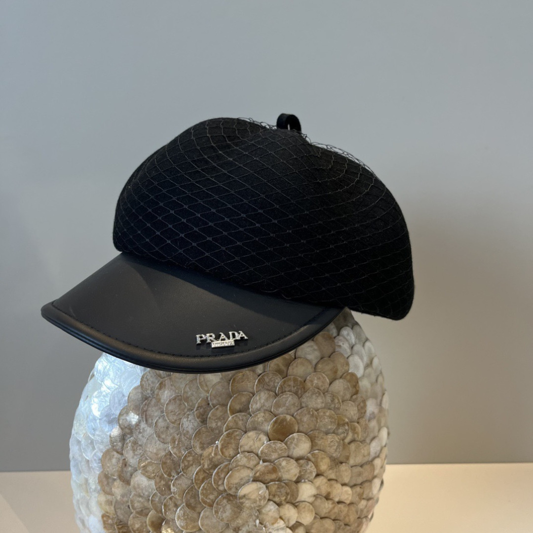 Prada cap (26)