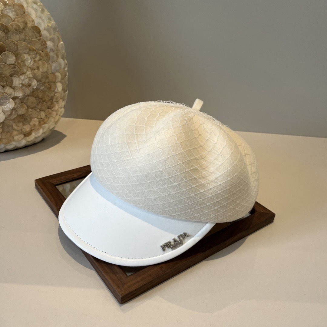 Prada cap (41)