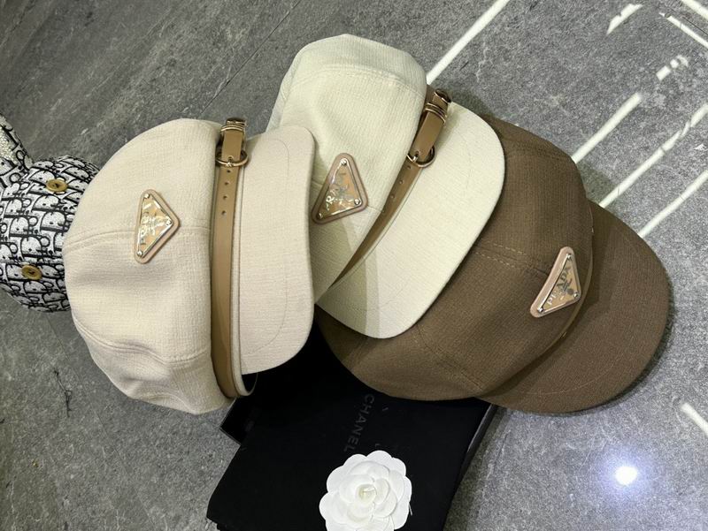Prada cap dx (3)
