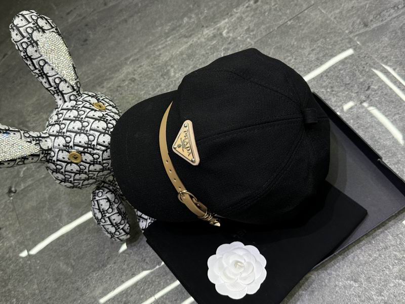 Prada cap dx (5)
