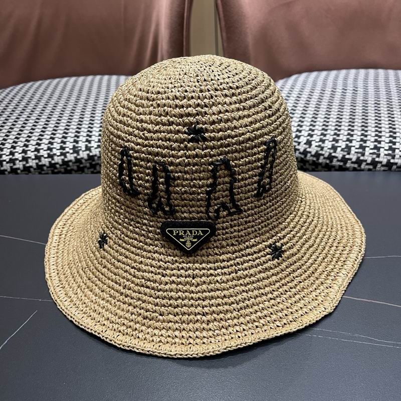 Prada top hat (1582)