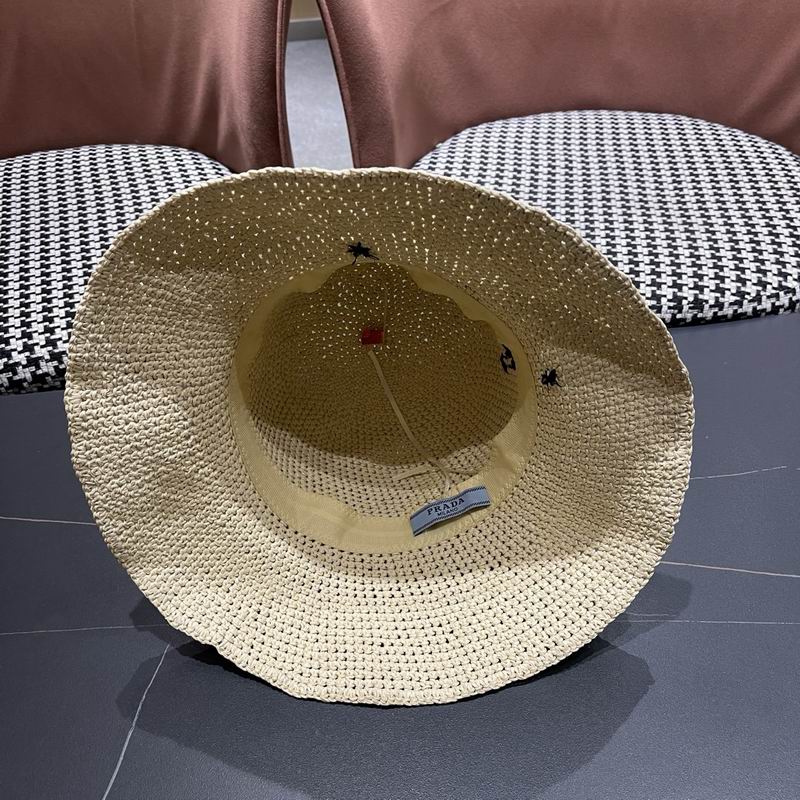 Prada top hat (1599)