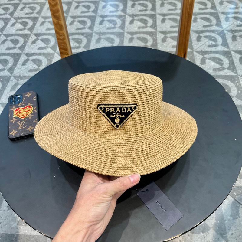 Prada top hat (486)