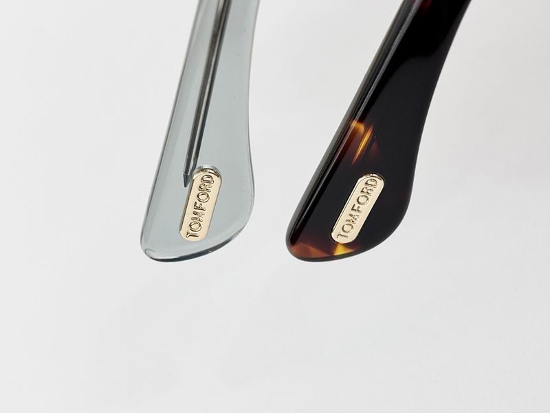 TOM FORD Glasses sms (208)