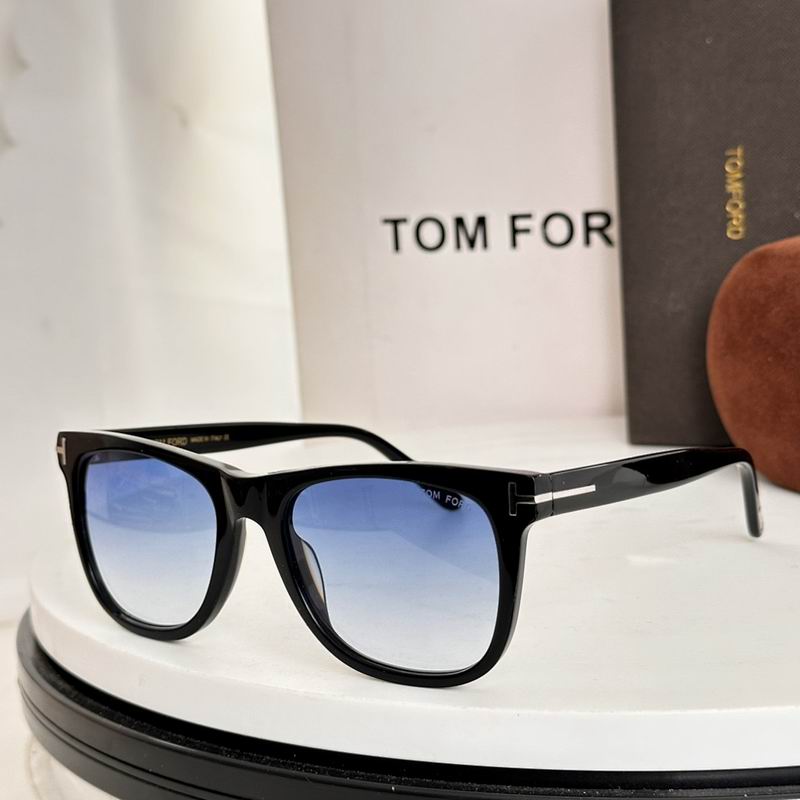 TOM FORD Glasses sms (234)