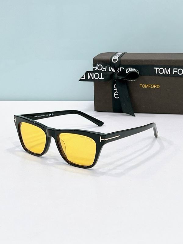 TOM FORD Glasses sms (281)