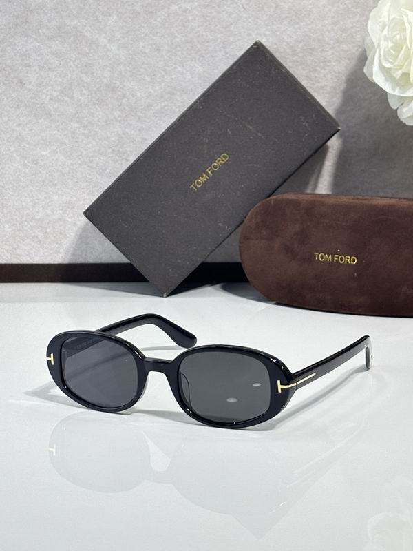 TOM FORD Glasses sms (289)