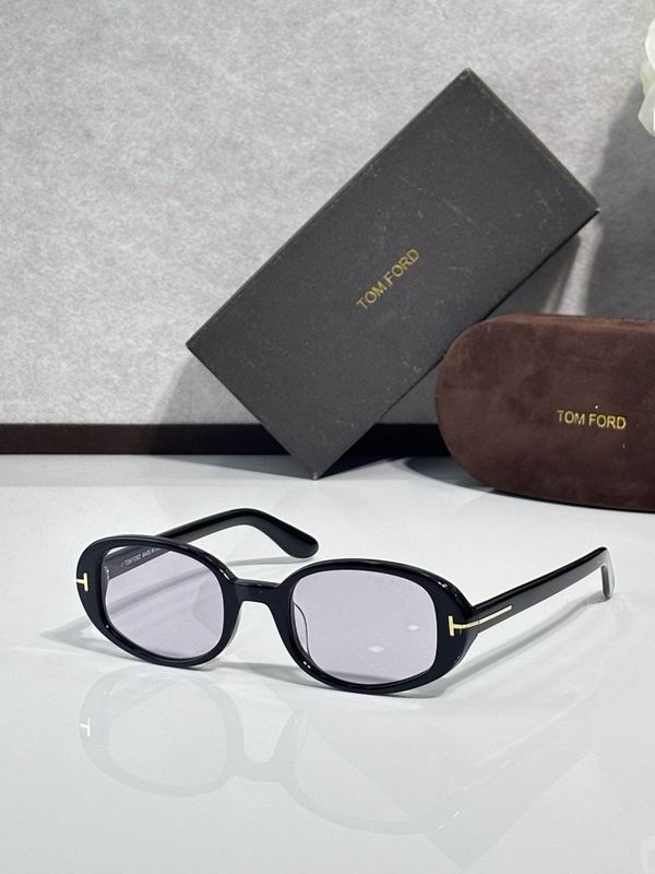 TOM FORD Glasses sms (292)