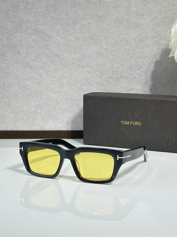 TOM FORD Glasses sms (300)