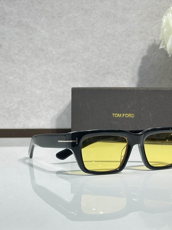 TOM FORD Glasses sms (304)