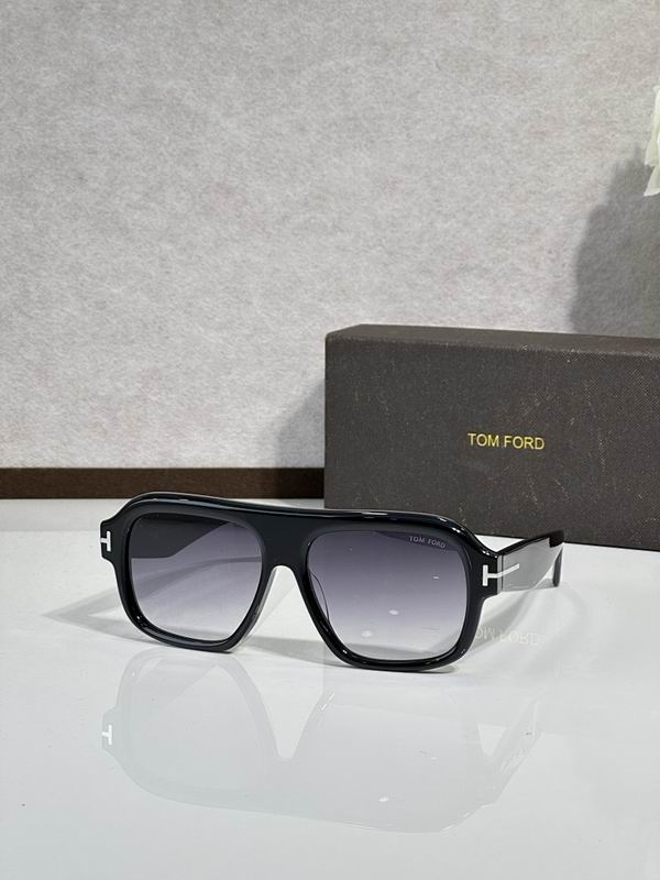 TOM FORD Glasses sms (310)