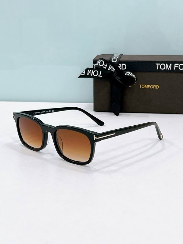 TOM FORD Glasses sms (333)
