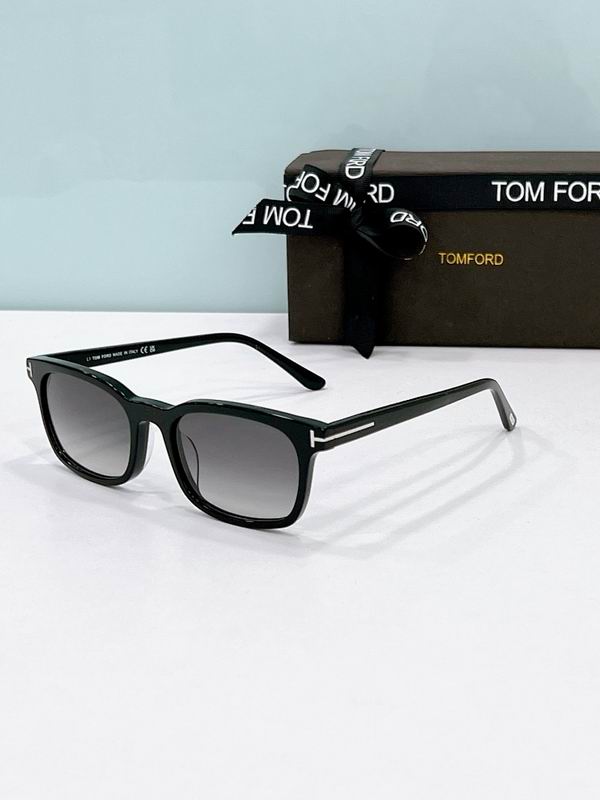 TOM FORD Glasses sms (335)