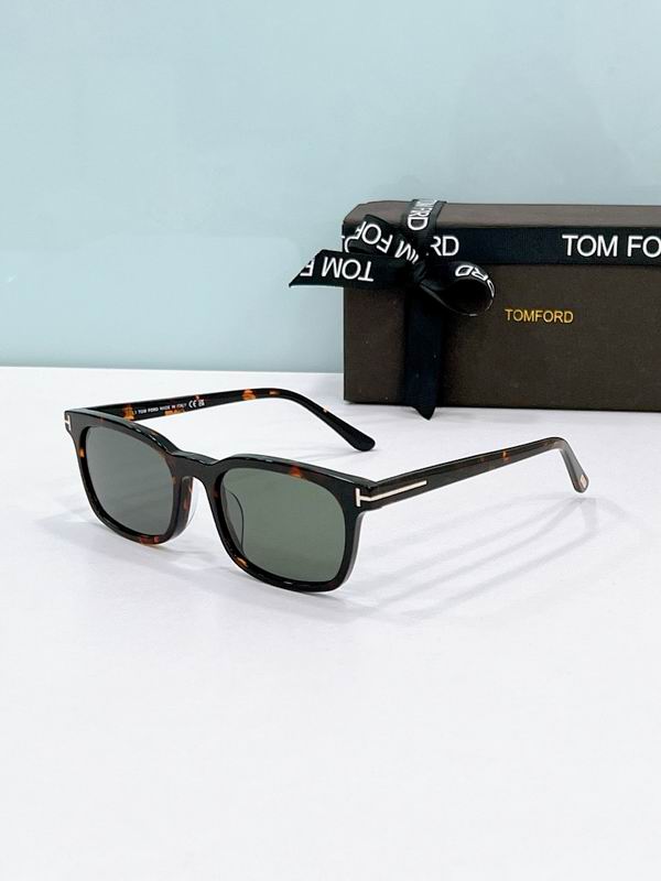 TOM FORD Glasses sms (340)