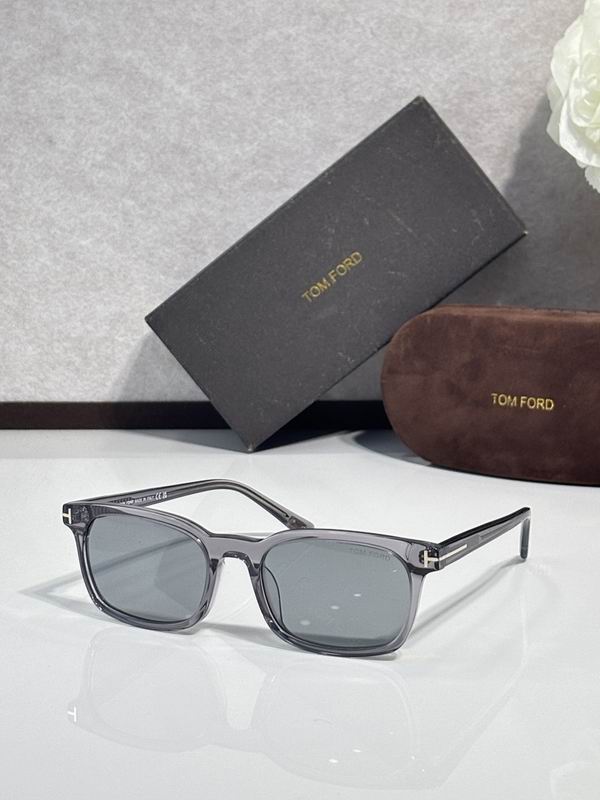 TOM FORD Glasses sms (354)