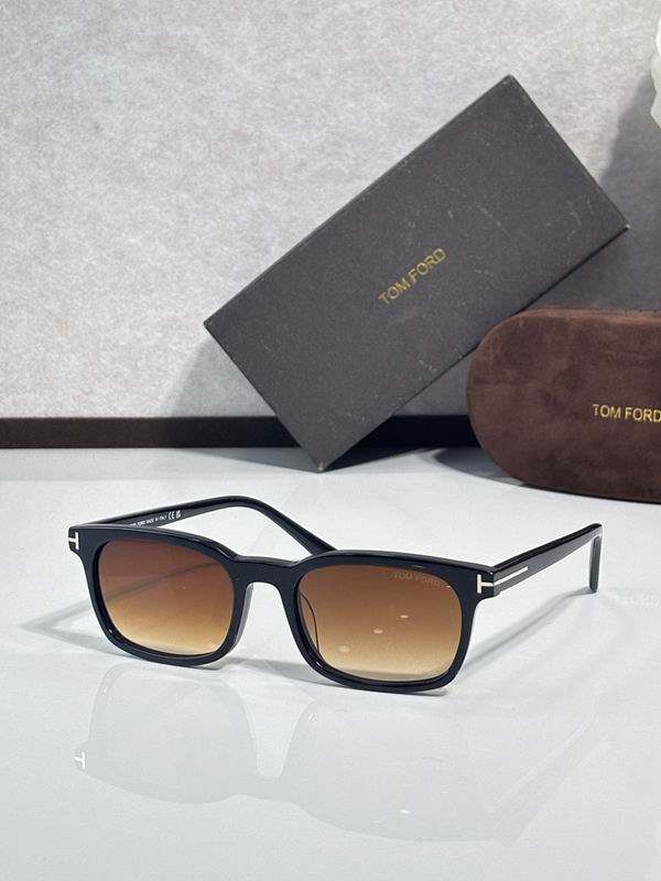 TOM FORD Glasses sms (360)