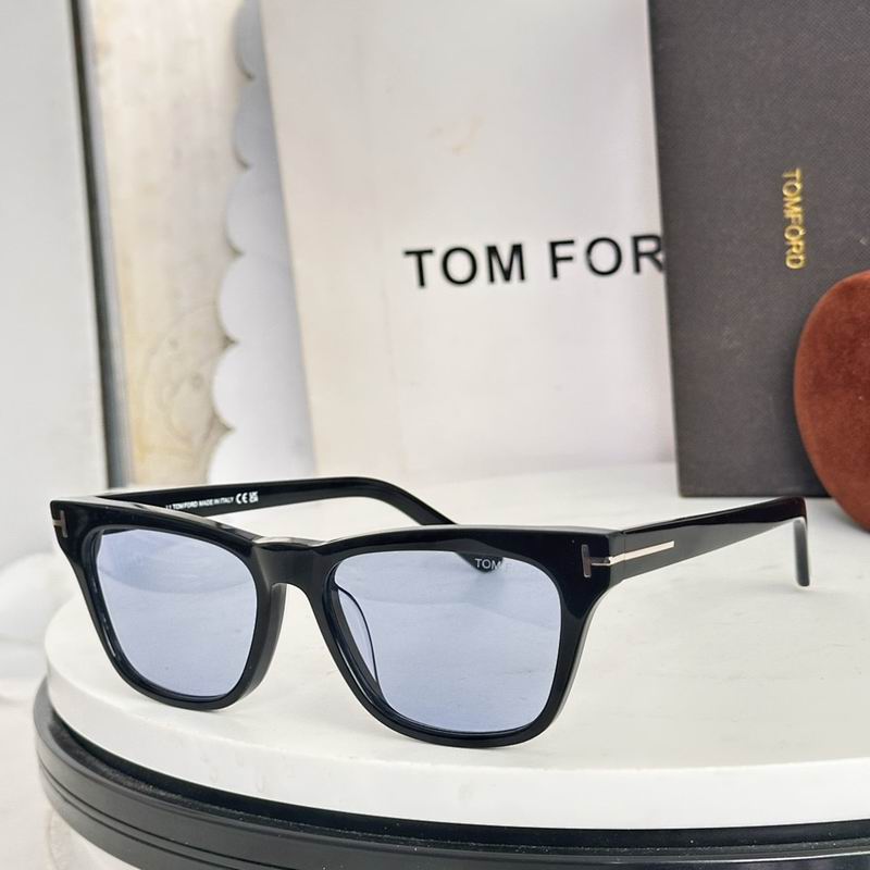 TOM FORD Glasses sms (365)