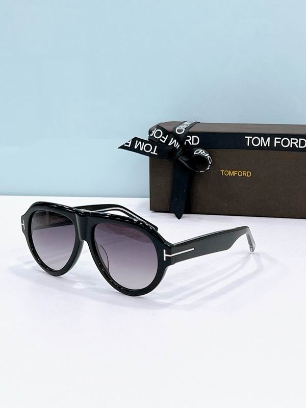 TOM FORD Glasses sms (412)