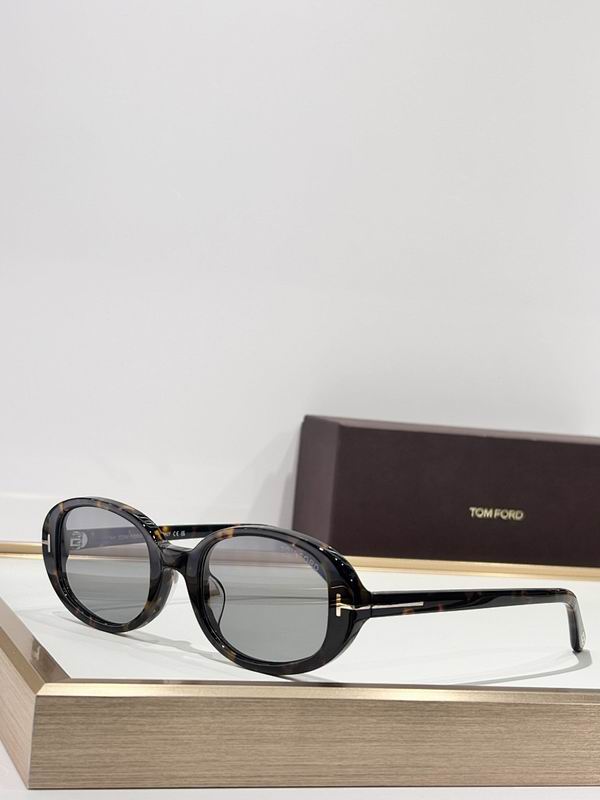 TOM FORD Glasses sms (464)
