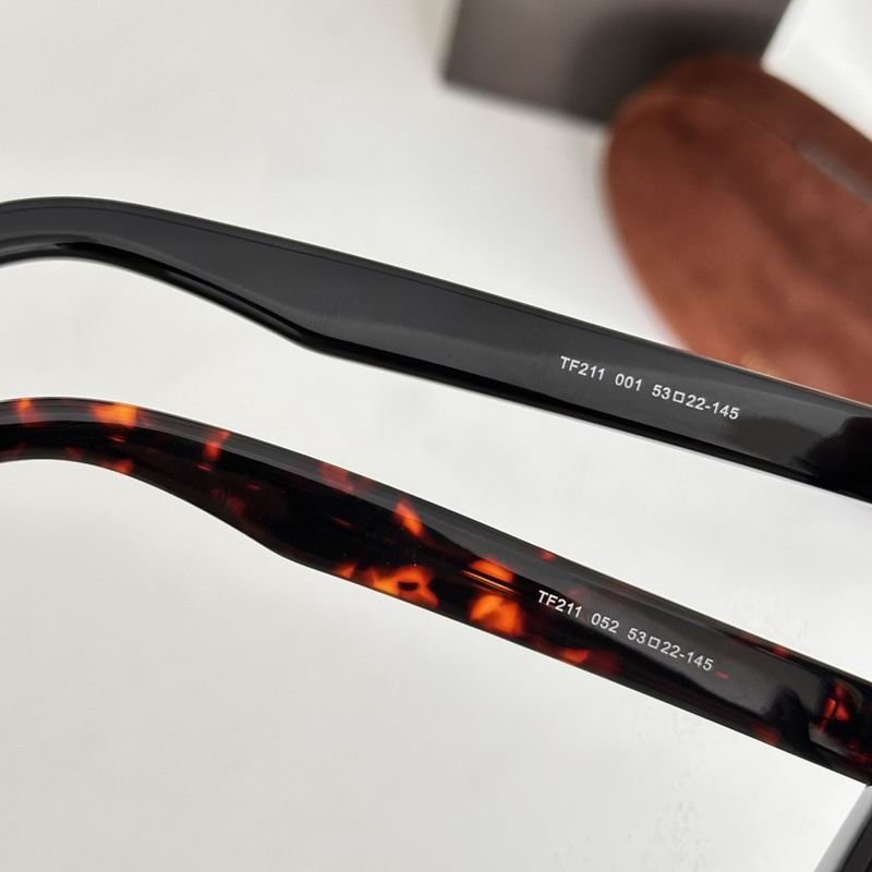 TOM FORD Glasses sms (498)