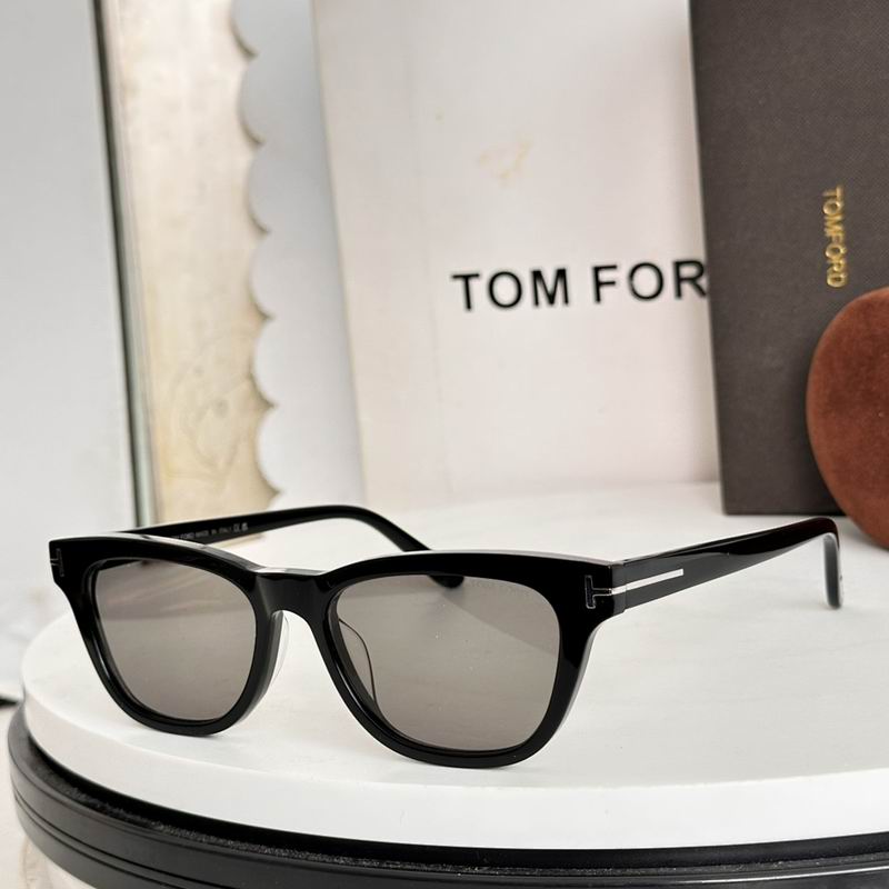 TOM FORD Glasses sms (503)
