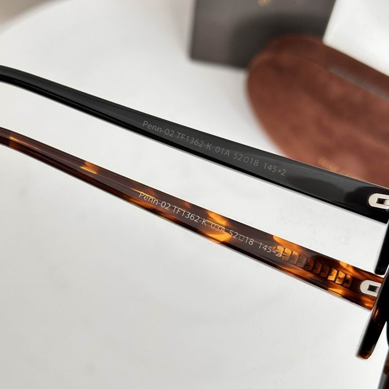 TOM FORD Glasses sms (508)