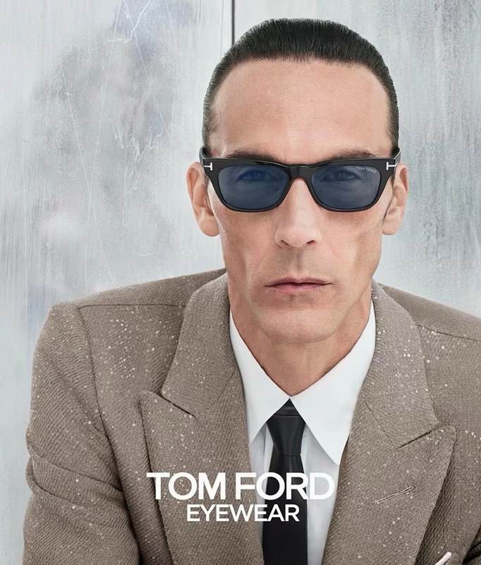 TOM FORD Glasses sms (509)