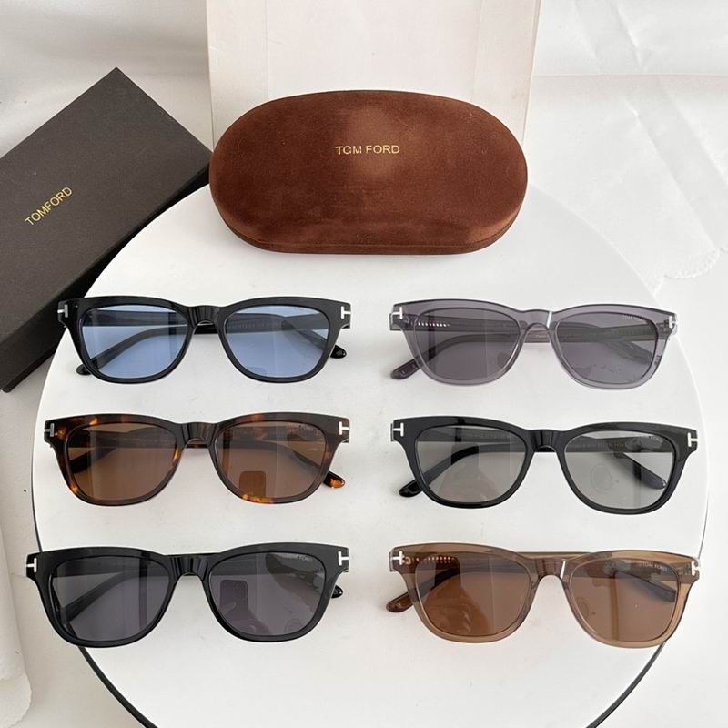 TOM FORD Glasses sms (510)
