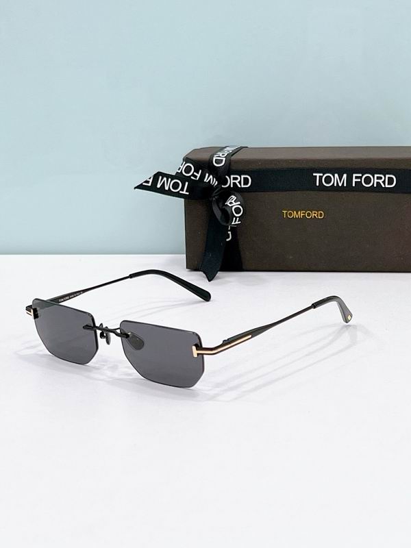 TOM FORD Glasses sms (516)