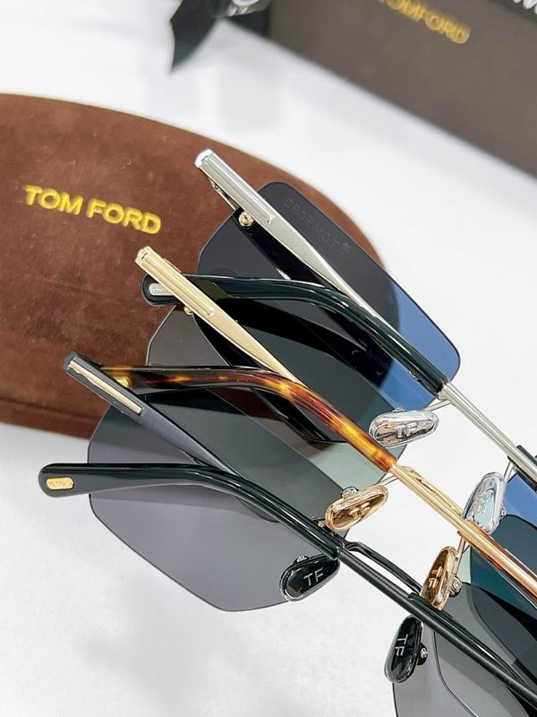 TOM FORD Glasses sms (518)