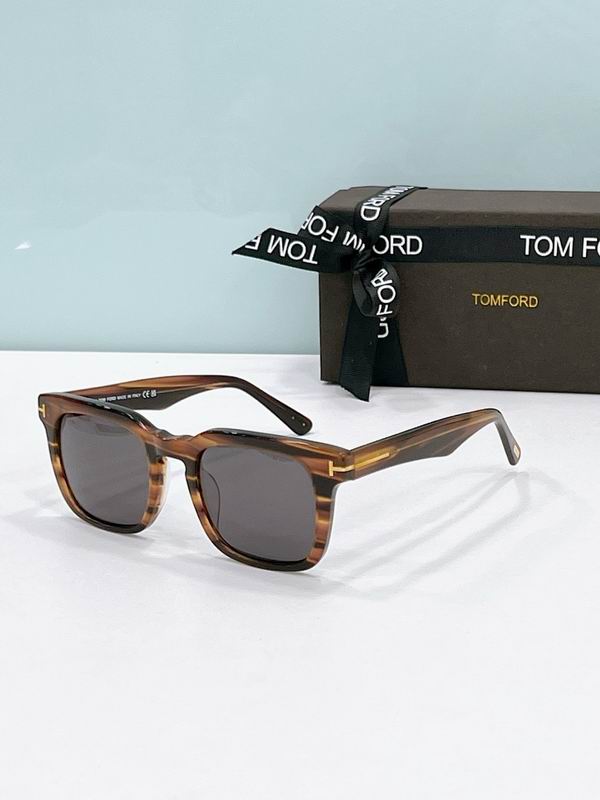 TOM FORD Glasses sms (521)