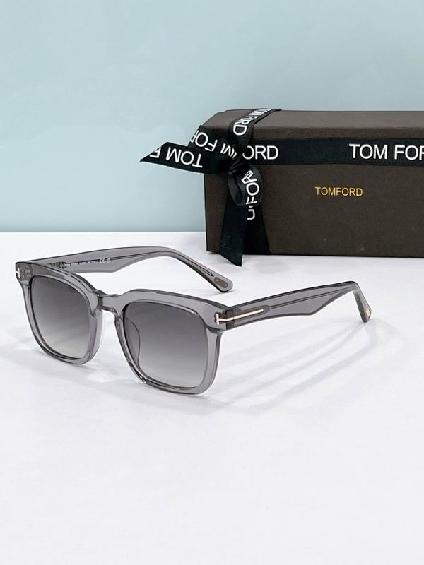 TOM FORD Glasses sms (532)